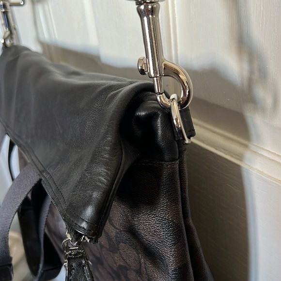 Coach Charles foldover bag - Picture 6 of 16